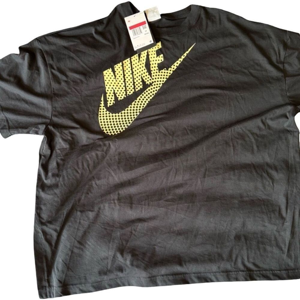 Nike Oversized Graphic Tee Women’s Large Black Yellow Logo Shirt NWT